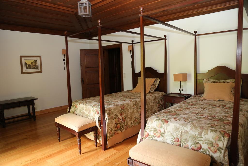 Quinta Dos Castanheiros Bed And Breakfast Ponte de Lima Værelse billede